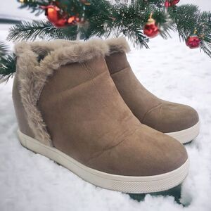 Torrid Womens 10WW Hidden Wedge Ankle Booties Faux Fur Side Zip Taupe Extra Wide
